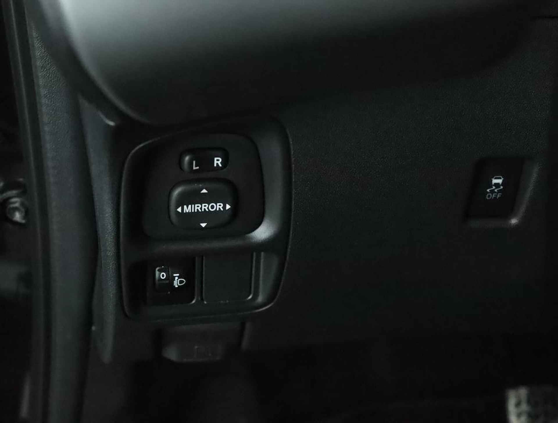 Toyota Aygo 1.0 VVT-i x-joy | Climate Control | Camera | Automaat | Apple Carplay | - 28/51