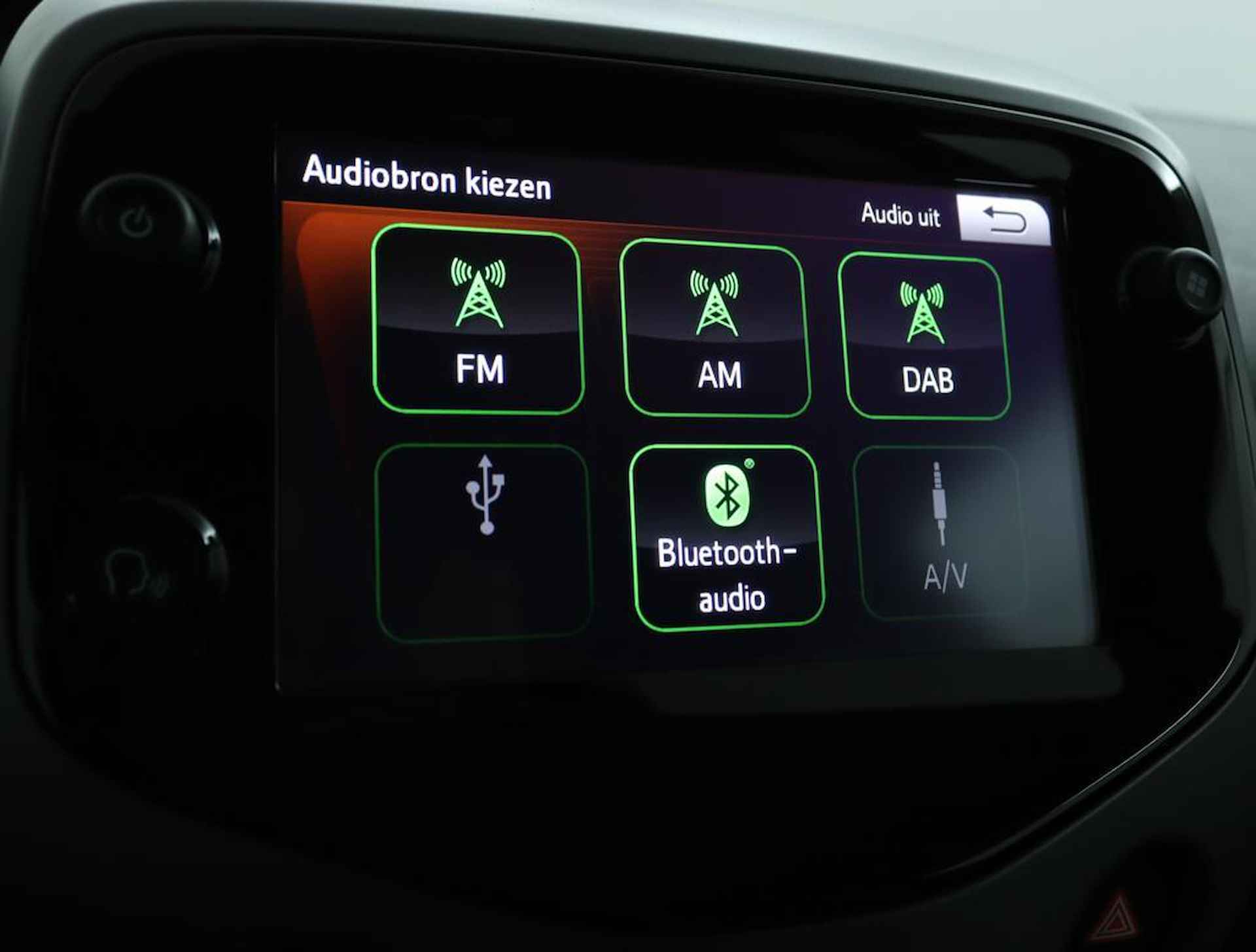 Toyota Aygo 1.0 VVT-i x-joy | Climate Control | Camera | Automaat | Apple Carplay | - 44/51