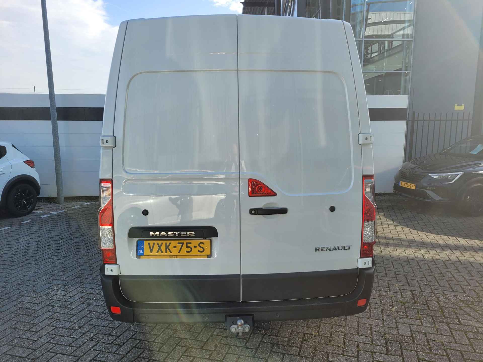 Renault Master T35 2.3 dCi 135 L2H2 Work Edition | Trekhaak | A. Camera | Navi | Airco | Cruise | Lat om Lat | NL Auto! - 12/34