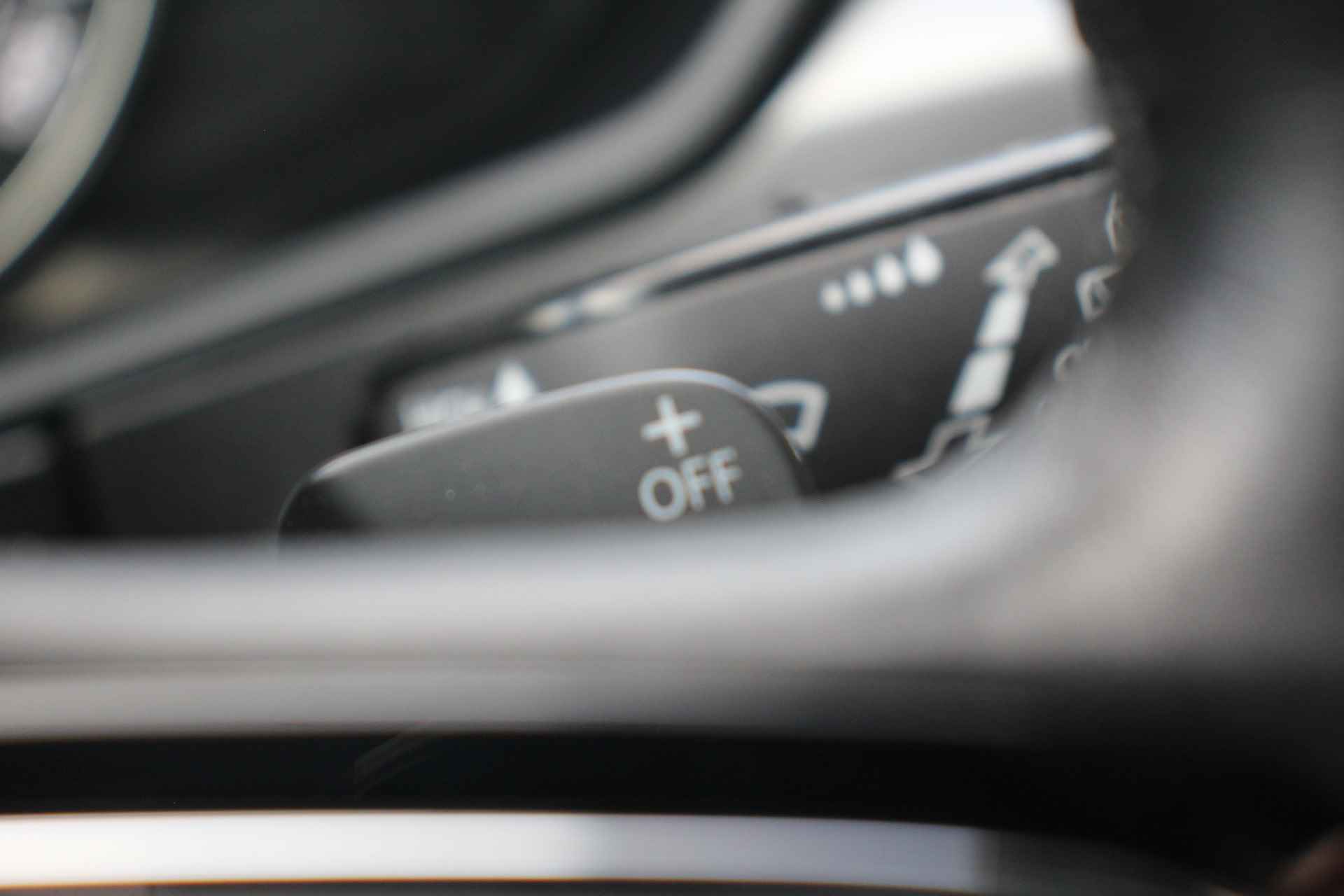 Škoda Superb Combi 2.0 TSI 4X4 AUTOMAAT 280PK | FULL OPTIONS! | DEALER OH! | PANODAK | LEDER | ELEKTRISCH + MEMORY | NAVI | CAMERA | CLIMA | - 30/44