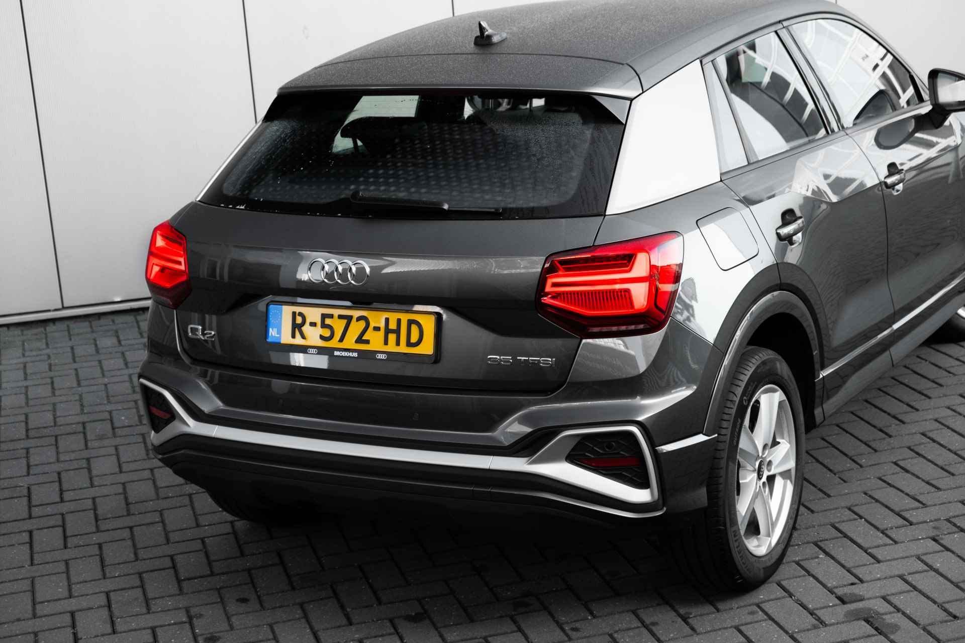 Audi Q2 35 TFSI S Edition S-tronic | Matrix-LED | Achteruitrijcamera | Parkeerhulp plus | Sportstoelen | Stoelverwarming | Cruise contro | Matrix-LED | Achteruitrijcamera | Parkeerhulp plus | Sportstoelen | Stoelverwarming | Cruise control | Audi Virtual Cockpit | Multifunctioneel Sportstuur Leder | - 20/50