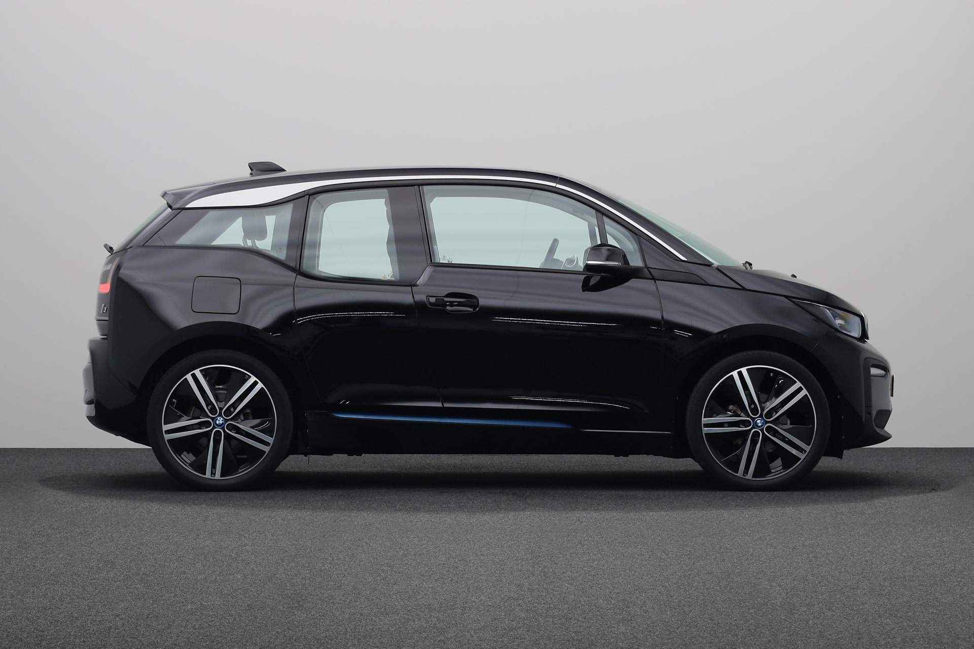 BMW i3 Executive Edition 120Ah 42 kWh | Achteruitrijcamera | Warmtepomp | PDC | Navigatiesysteem Professional | - 12/22