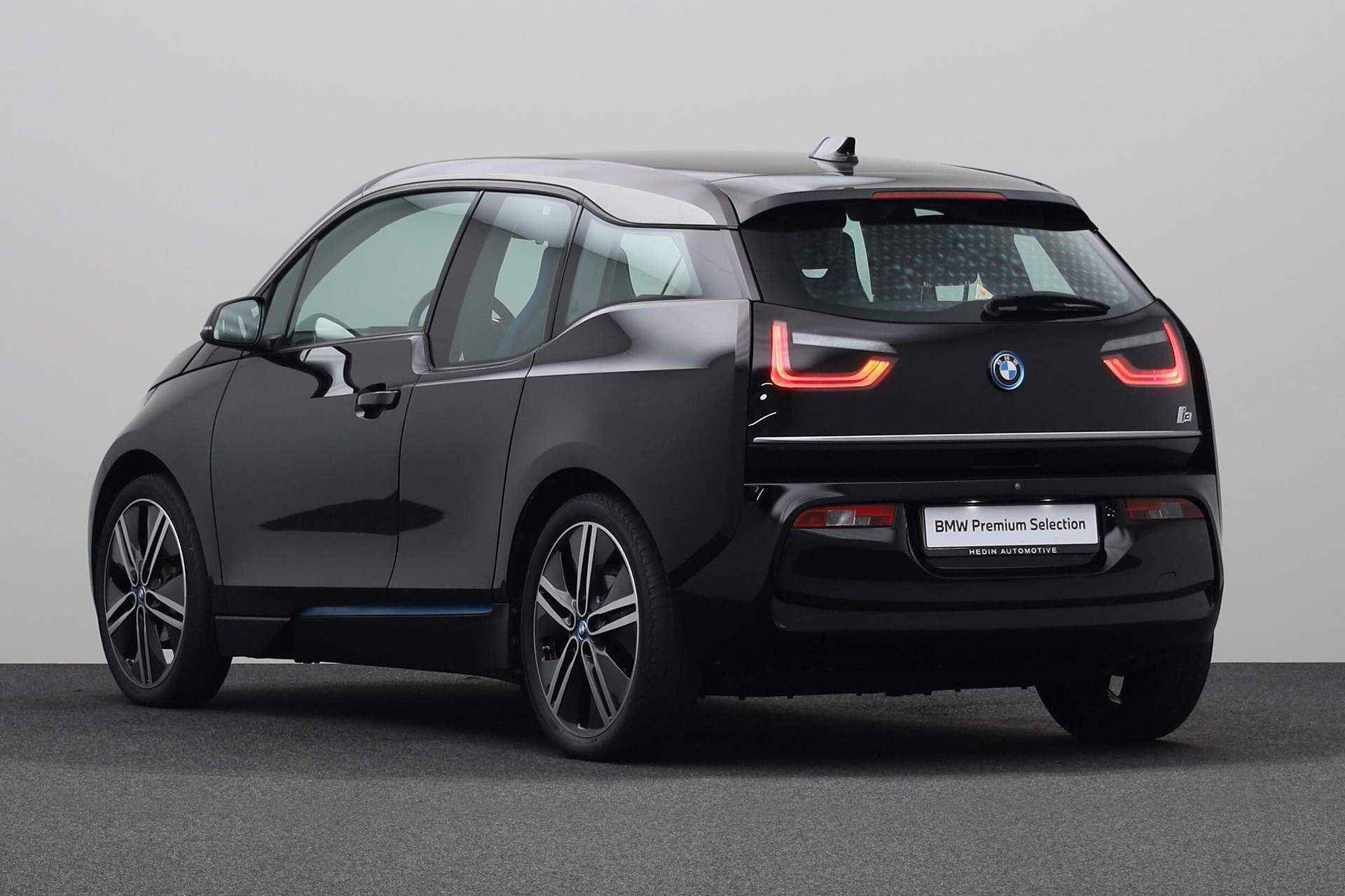 BMW i3 Executive Edition 120Ah 42 kWh | Achteruitrijcamera | Warmtepomp | PDC | Navigatiesysteem Professional | - 16/22