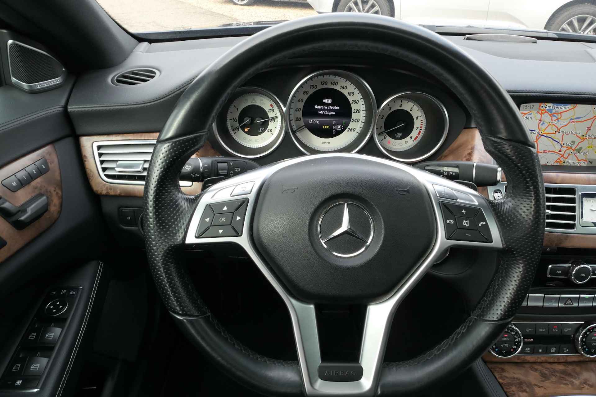 Mercedes-Benz CLS-Klasse - Shooting Brake 500 Station V8 , 2e Eig. MB Dealer oh. Boekjes, een Beauty, ... BEDENK het maar het zit er op aan of in .. - 16/58