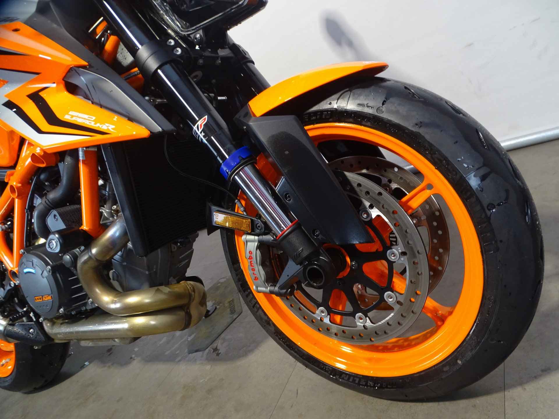 KTM 1290 SUPER DUKE R EVO - 5/8