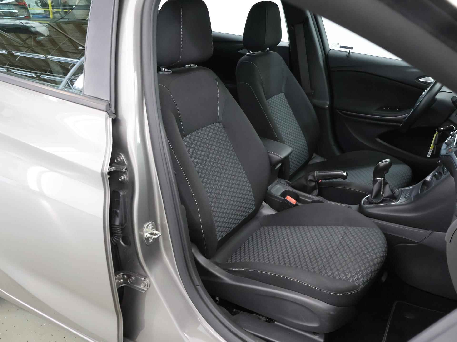Opel Astra 1.0 Business+ | Navigatie | Airco | Bluetooth | Cruise control | Dealer Onderhouden | - 11/36