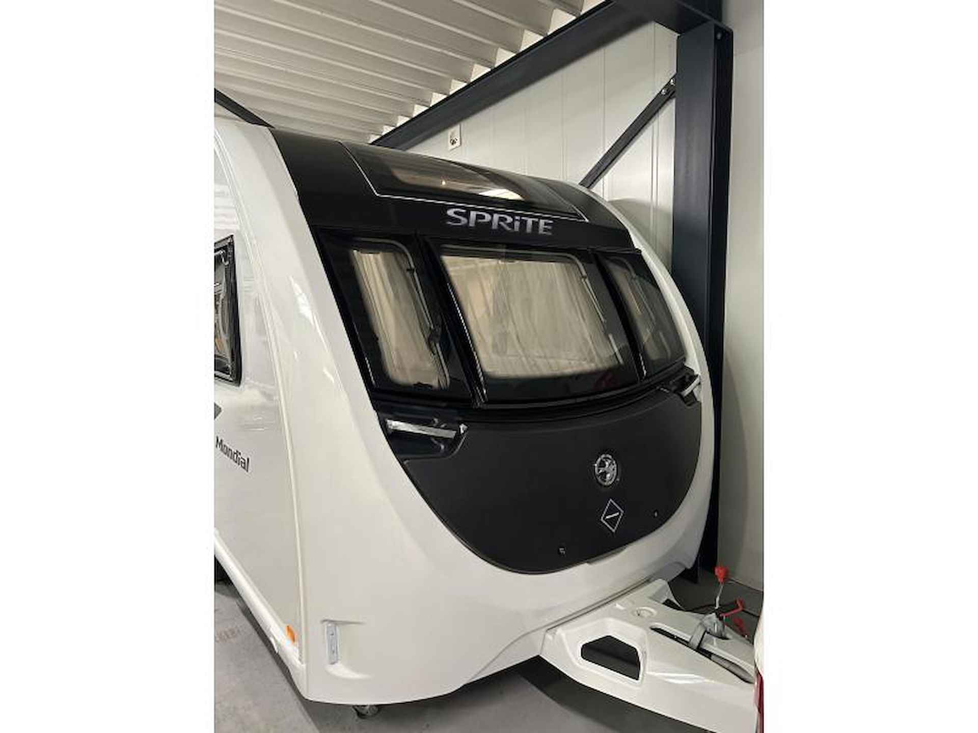 Sprite Mondial 370 SE - 4/15