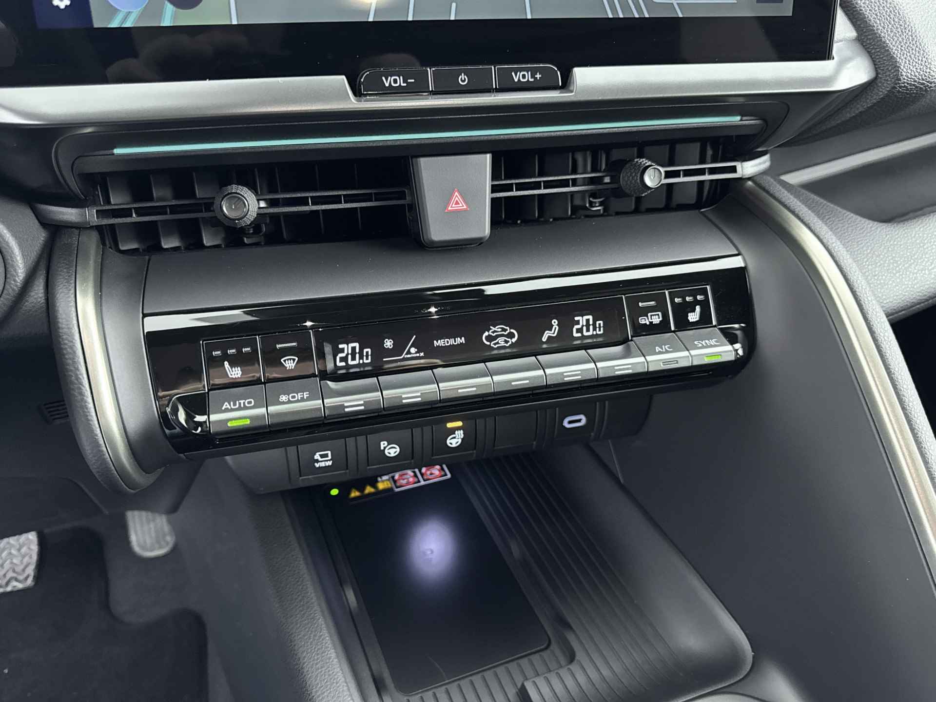 Toyota C-HR Plug-in Hybrid 220 Première Edition - 10/41