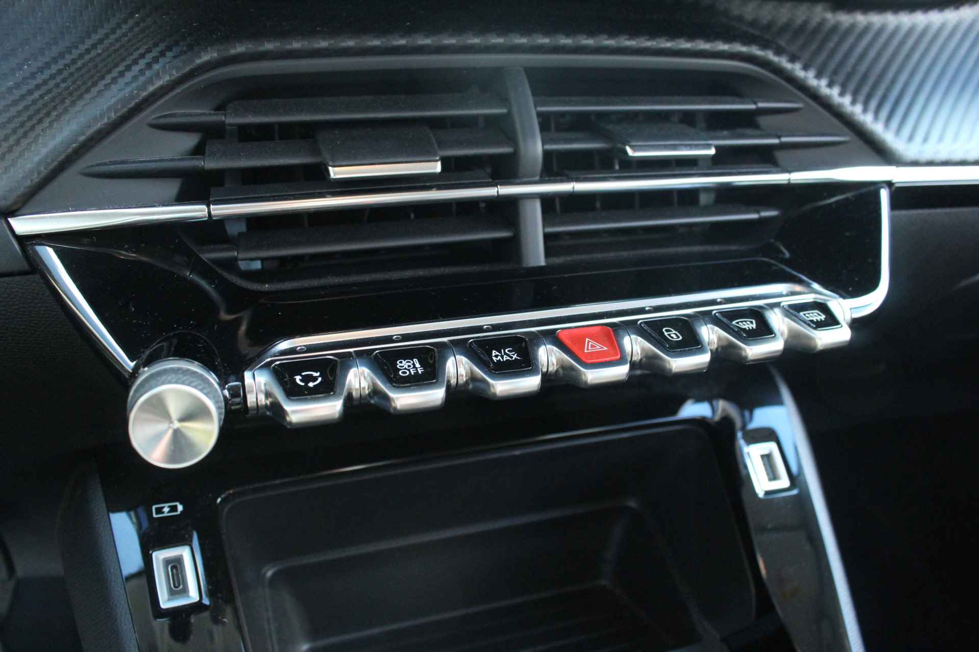 Peugeot 208 1.2 PureTech Active Pack | Digitaal Dashboard | Dab+ | Clima | LED | Parkeersensoren - 5/21