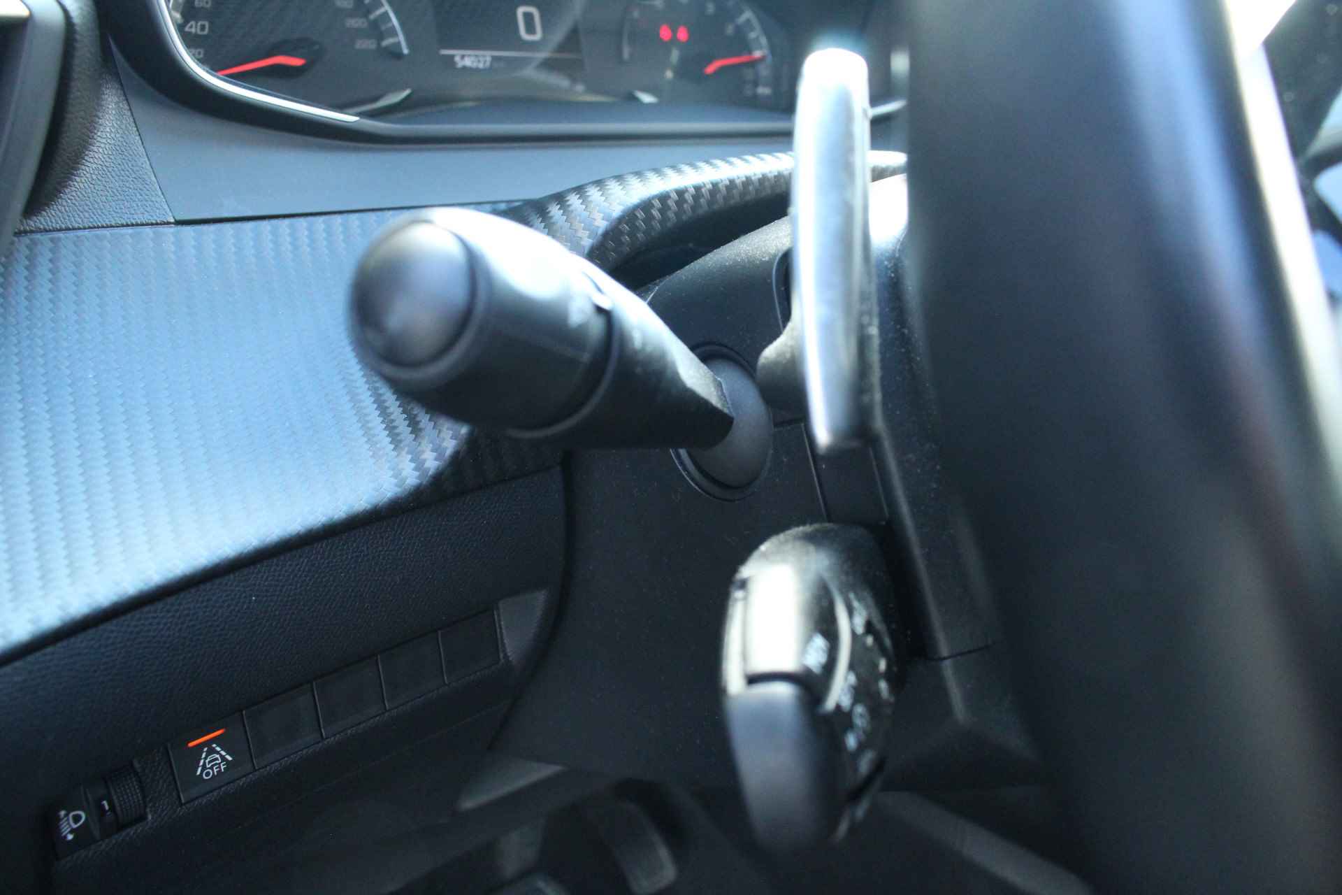 Peugeot 208 1.2 PureTech Active Pack | Digitaal Dashboard | Dab+ | Clima | LED | Parkeersensoren - 11/21