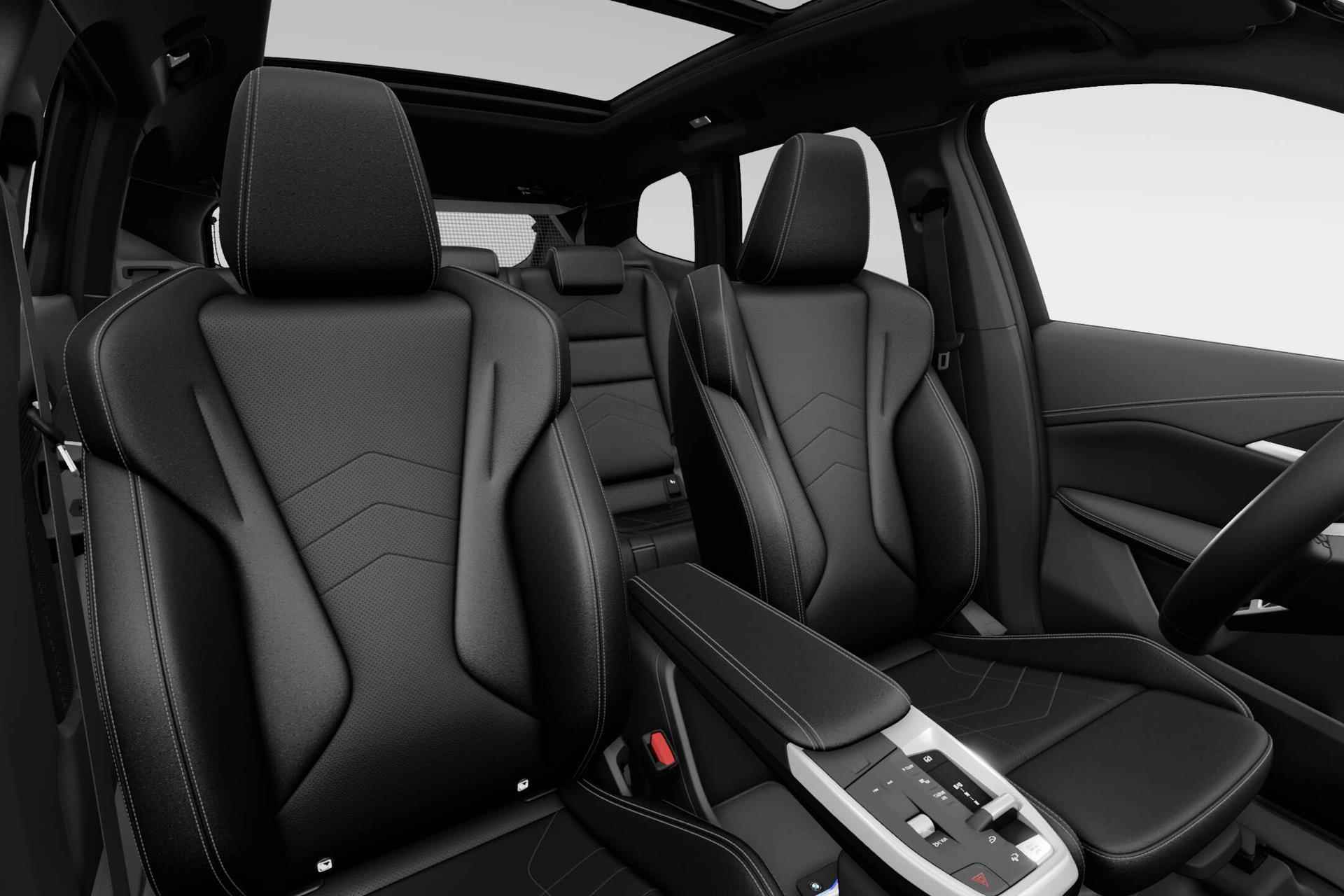 BMW iX1 xDrive30 67 kWh | Glazen panoramadak | Sportstoelen voor - 16/20