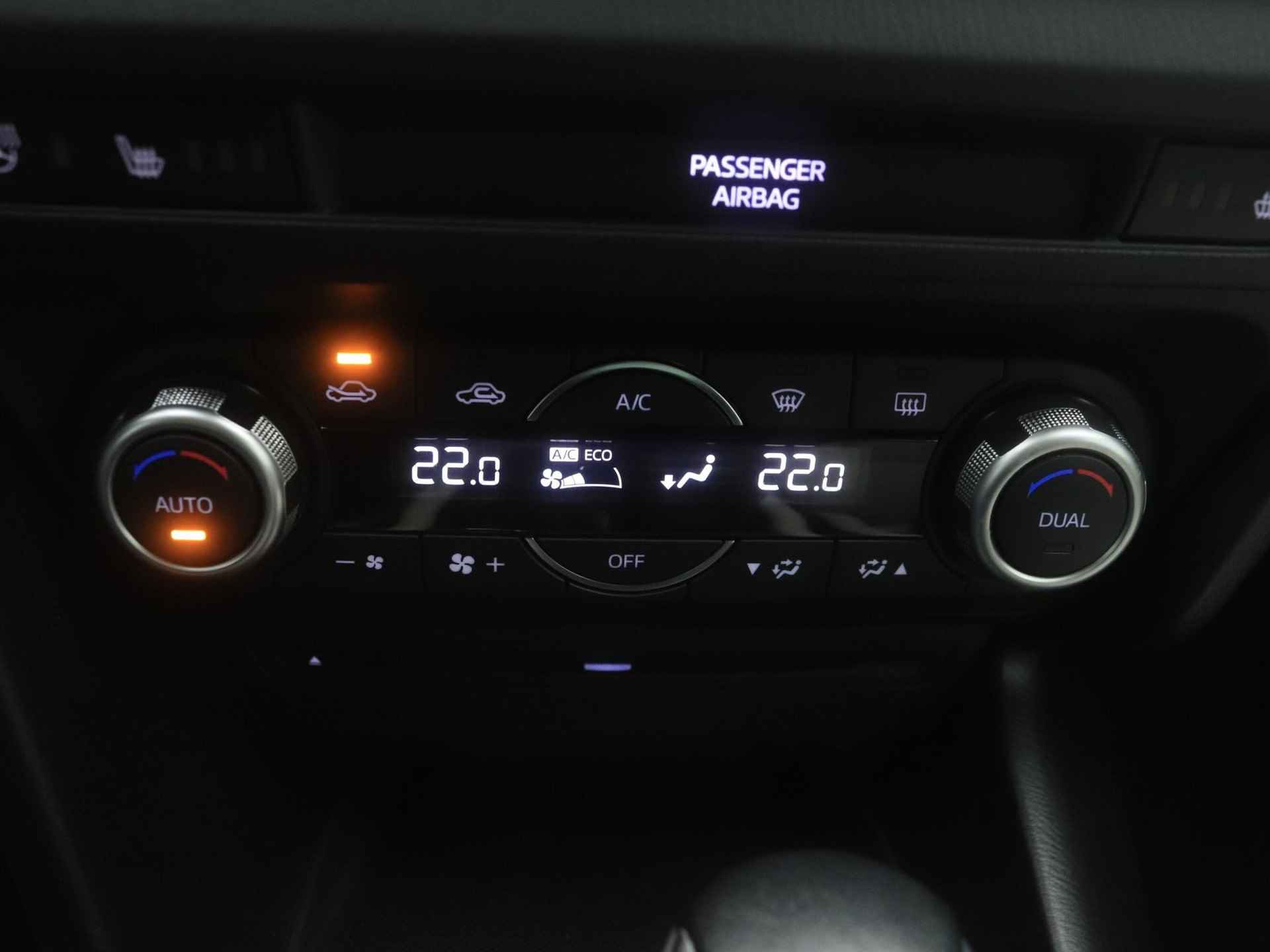 Mazda 3 2.0 SkyActiv-G GT-M automaat : dealer onderhouden - 37/49