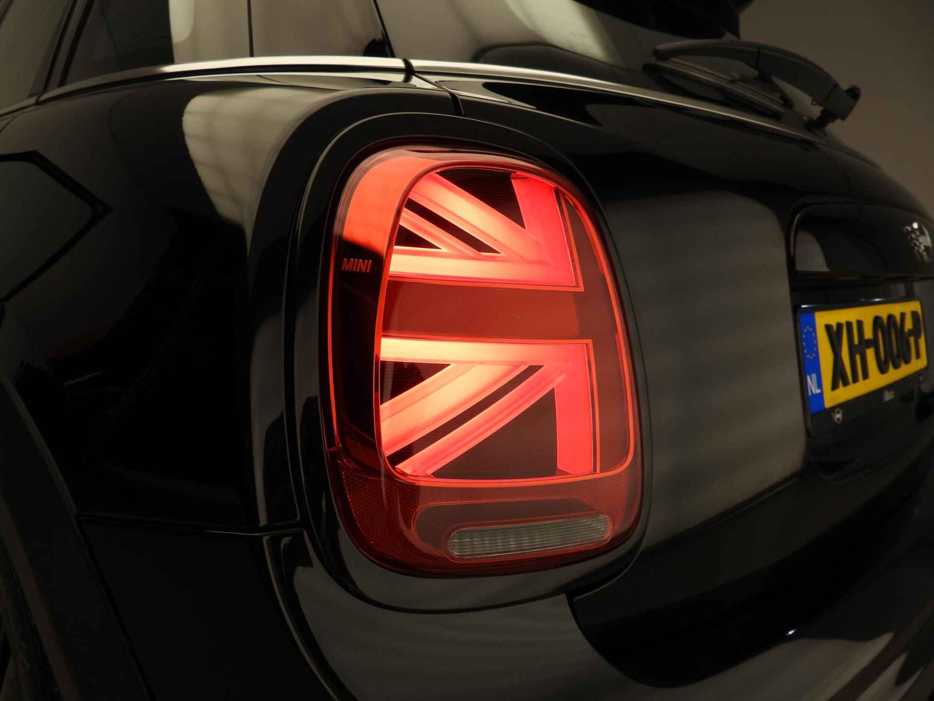 MINI 5-deurs Cooper S Knightsbridge Edition | Automaat | JCW Trim | Harman/Kardon - 35/47