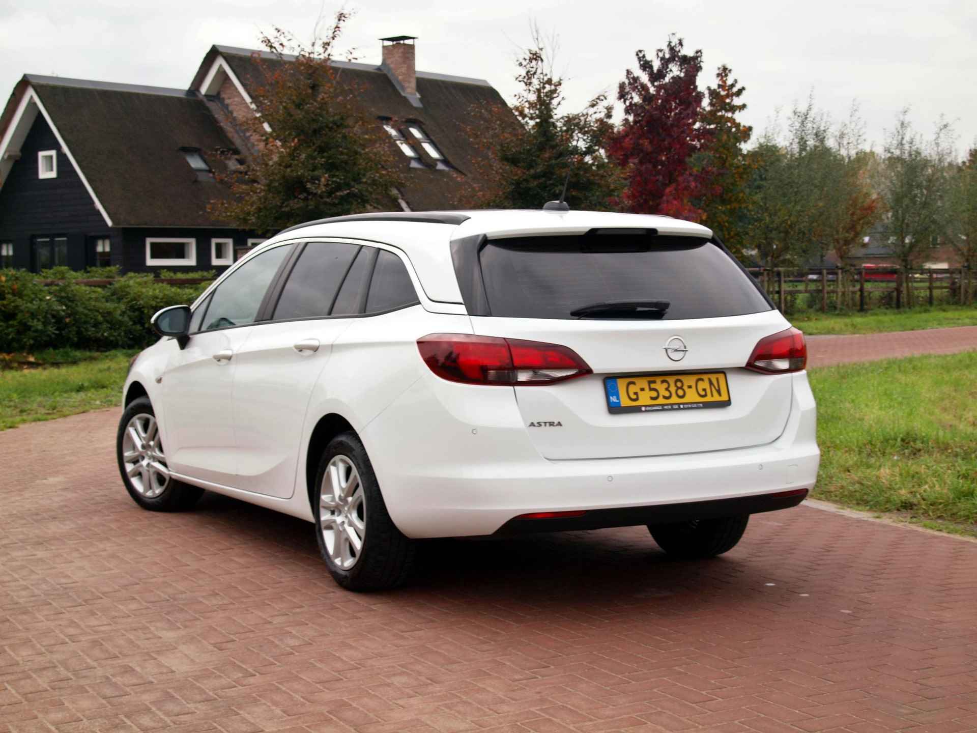 Opel Astra Sports Tourer 1.4 Turbo Business | Apple Carplay | Cruise Control | Navi | Parkeersensoren | - 2/30