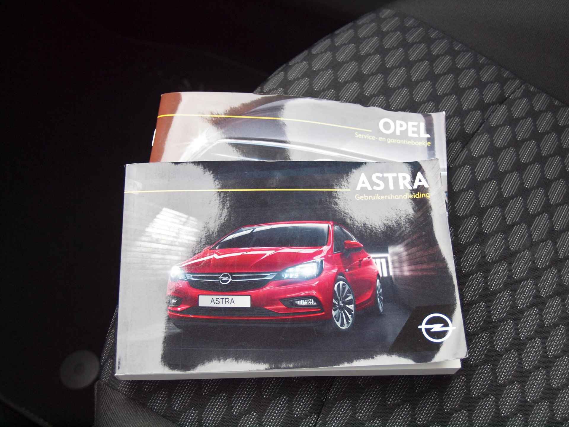 Opel Astra Sports Tourer 1.4 Turbo Business | Apple Carplay | Cruise Control | Navi | Parkeersensoren | - 28/30