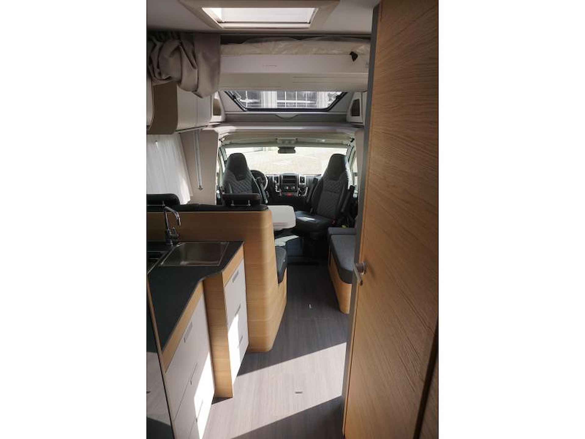 Adria Matrix Axess 600 SP DAKAIRCO/40H/5PERSOONS - 14/19