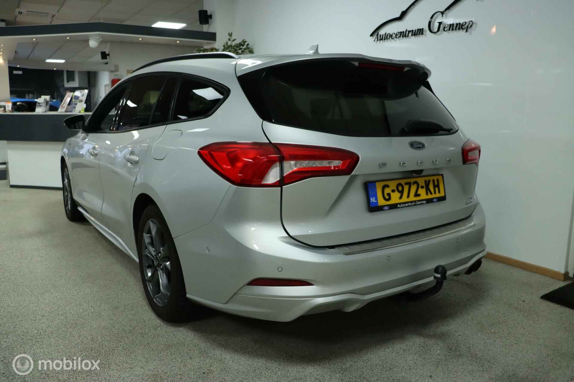 Ford Focus Wagon 1.5 EcoBoost St Line 150PK Trekhaak | VOL | - 16/36