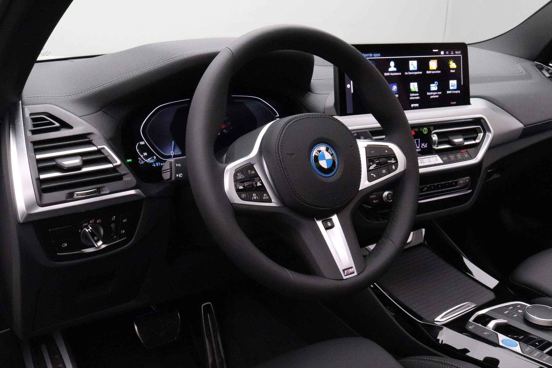 BMW iX3 Executive 80 kWh | Achteruitrijcamera | DAB-Tuner | High Executive | PDC Voor/Achter | Trekhaak Met Elektronisch Wegklapbare Kogel | . - 14/25