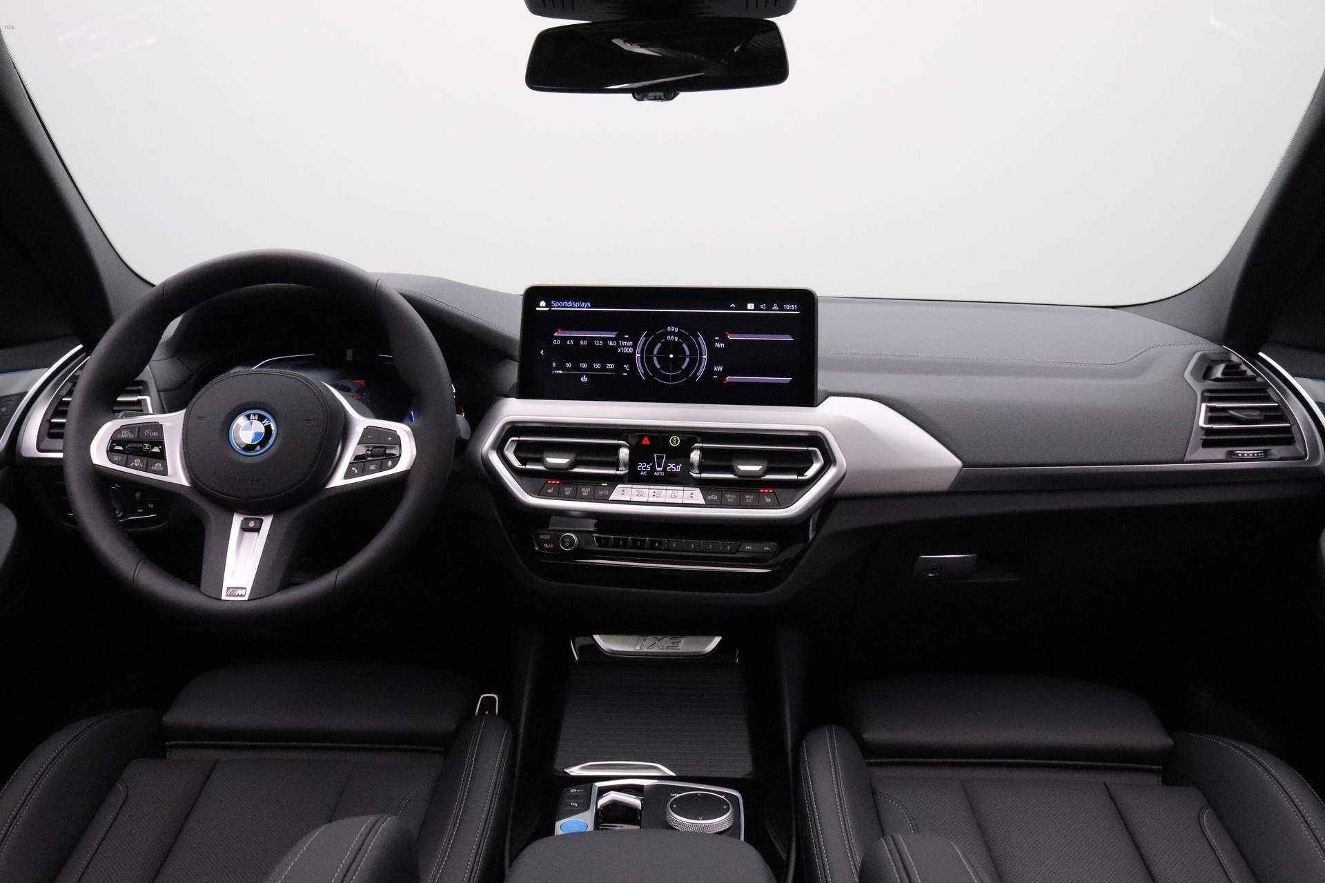 BMW iX3 Executive 80 kWh | Achteruitrijcamera | DAB-Tuner | High Executive | PDC Voor/Achter | Trekhaak Met Elektronisch Wegklapbare Kogel | . - 22/25