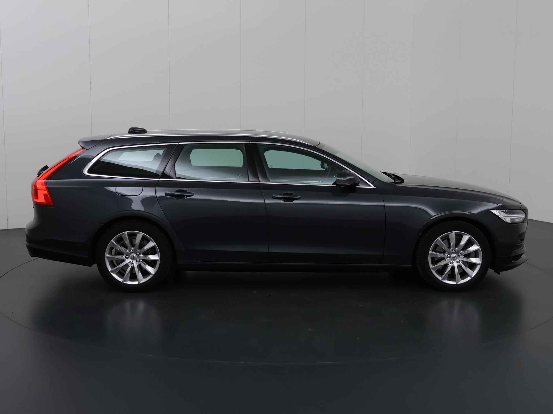 Volvo V90 2.0 T5 Momentum | Comfortstoelen Elektrisch verstelbaar | Navigatie | Digitaal Dashboard | Camera | Stoelverwarming | Apple CarPlay/Android Auto | Rijhulpsysteem | LED | Ele. kofferdeksel | - 7/39