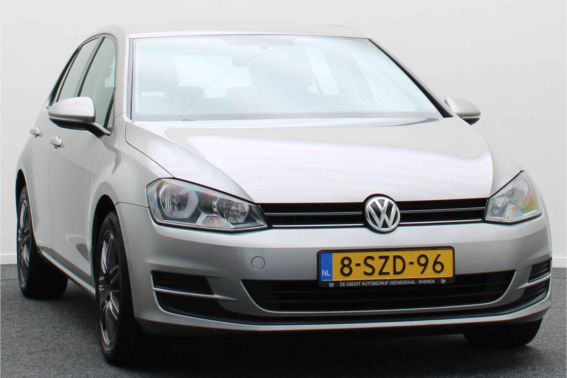 Volkswagen Golf 1.2 TSI Trendline Automaat Navigatie, Cruise, Airco, Trekhaak, 16" - 21/38