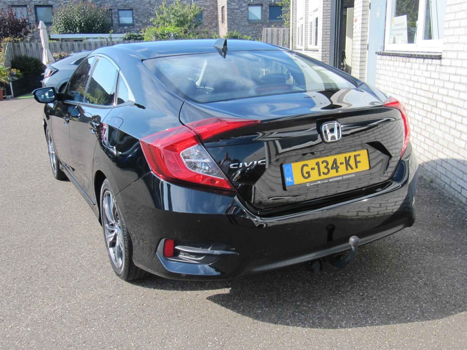 Honda Civic 1.5 i-VTEC Elegance - 10/14