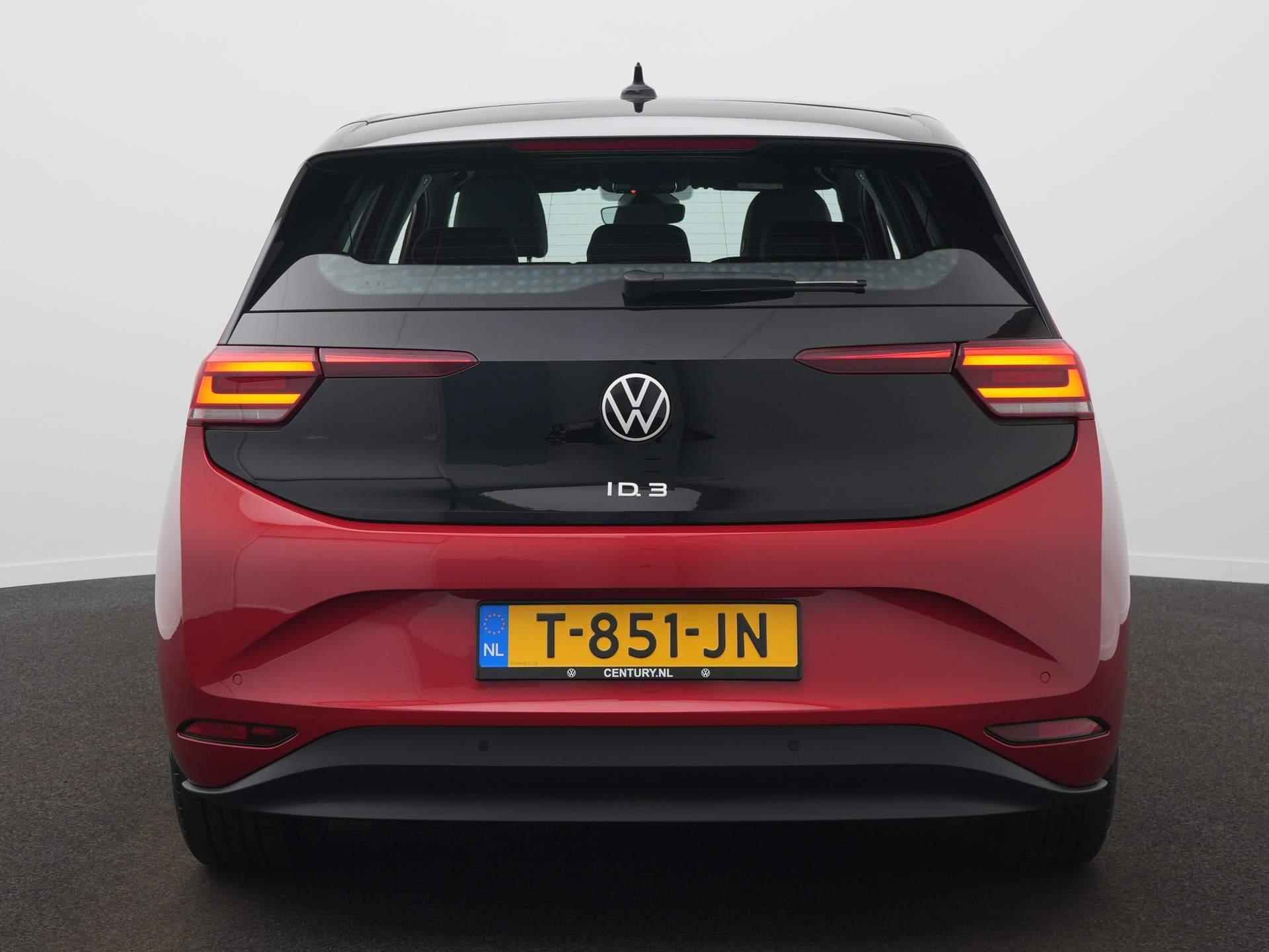 Volkswagen ID.3 Pure 45 kWh Adaptive Cruise Control / Navigatie / 18" LM - 6/50