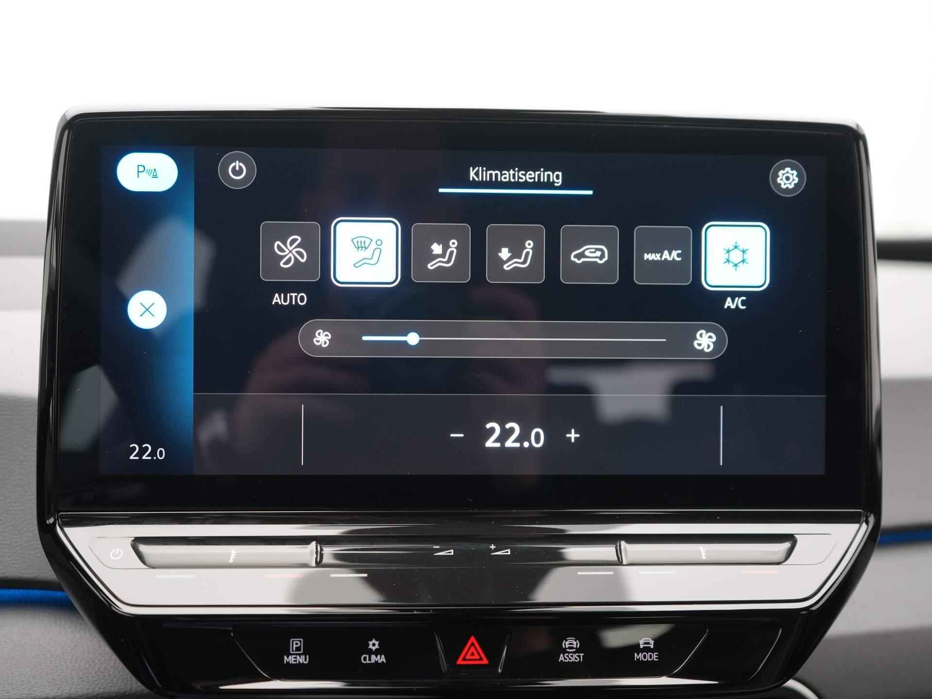 Volkswagen ID.3 Pure 45 kWh Adaptive Cruise Control / Navigatie / 18" LM - 26/50