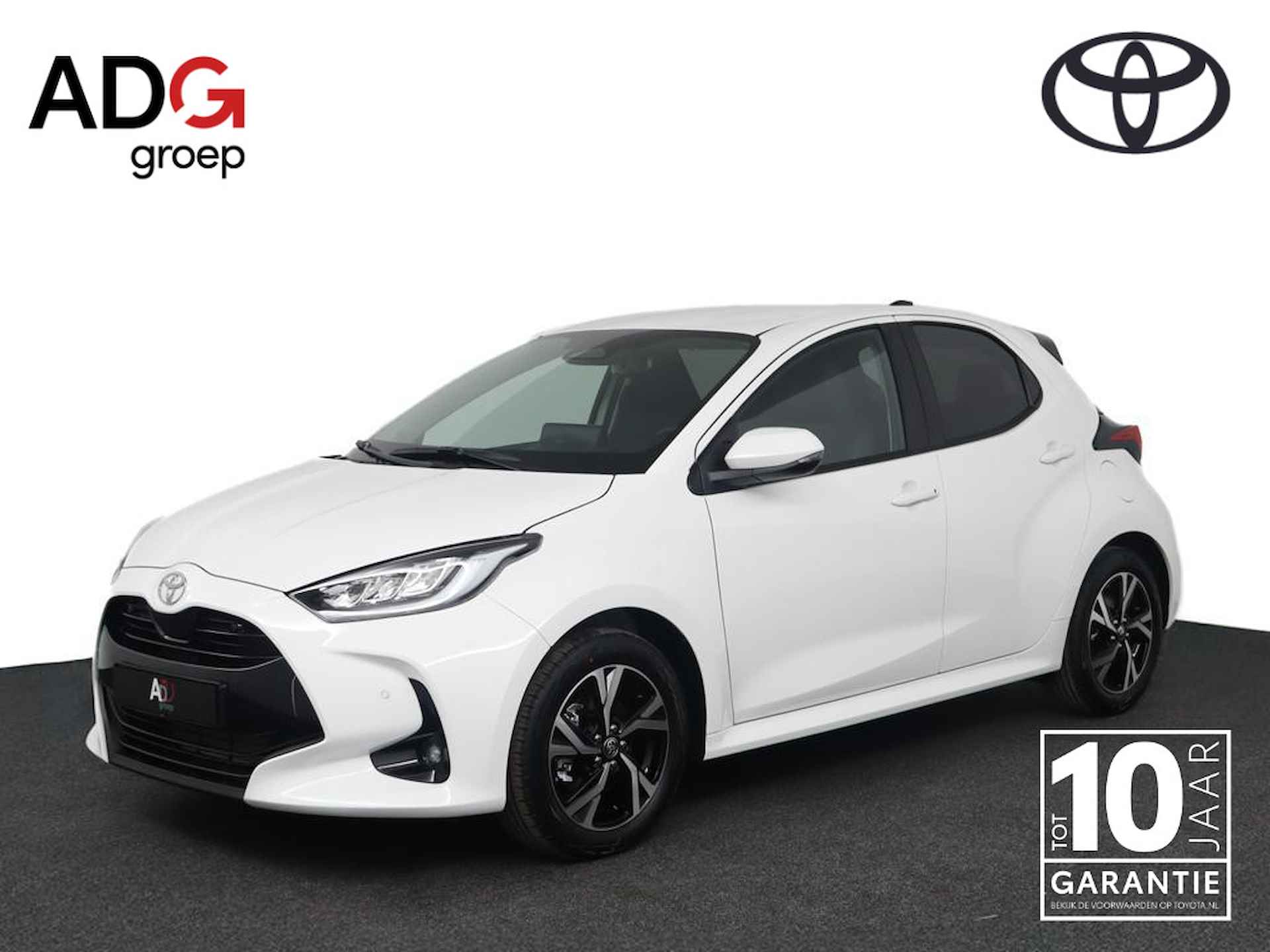 Toyota Yaris 1.5 Hybrid 115 Dynamic | Nieuw uit voorraad leverbaar! | 10 jaar fabrieksgarantie! |