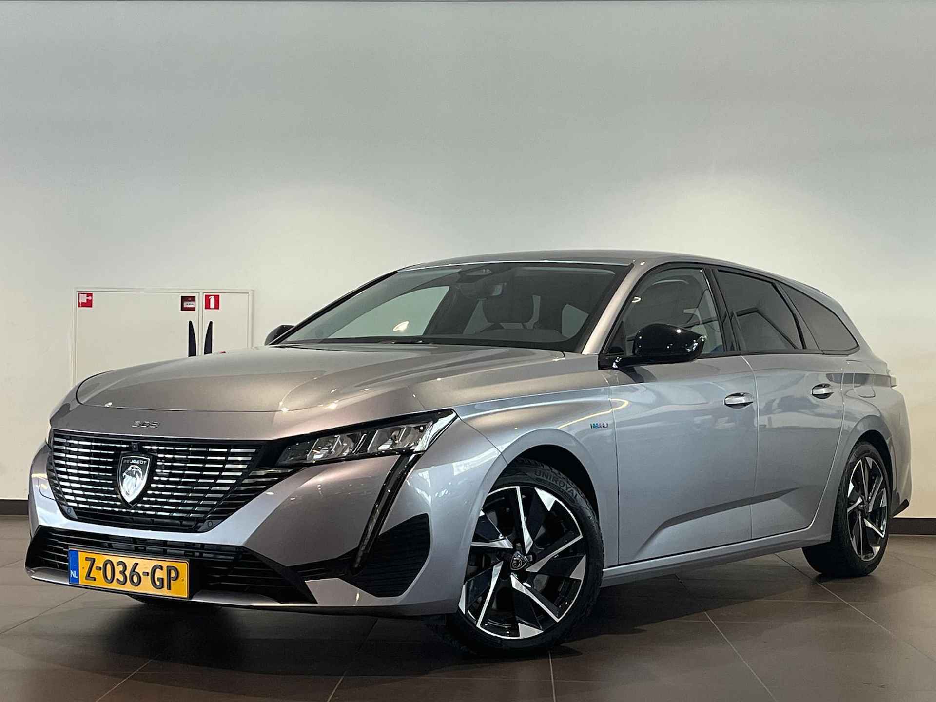 Peugeot 308 SW Allure Pack Business 1.6 HYbrid PHEV 180pk e-EAT8 AUTOMAAT AGR-STOEL | NAVI | 7,4kW OB-CHARGER | 360° CAMERA | KEYLESS ENTRY | ADAPTIVE CRUISE - 3/56