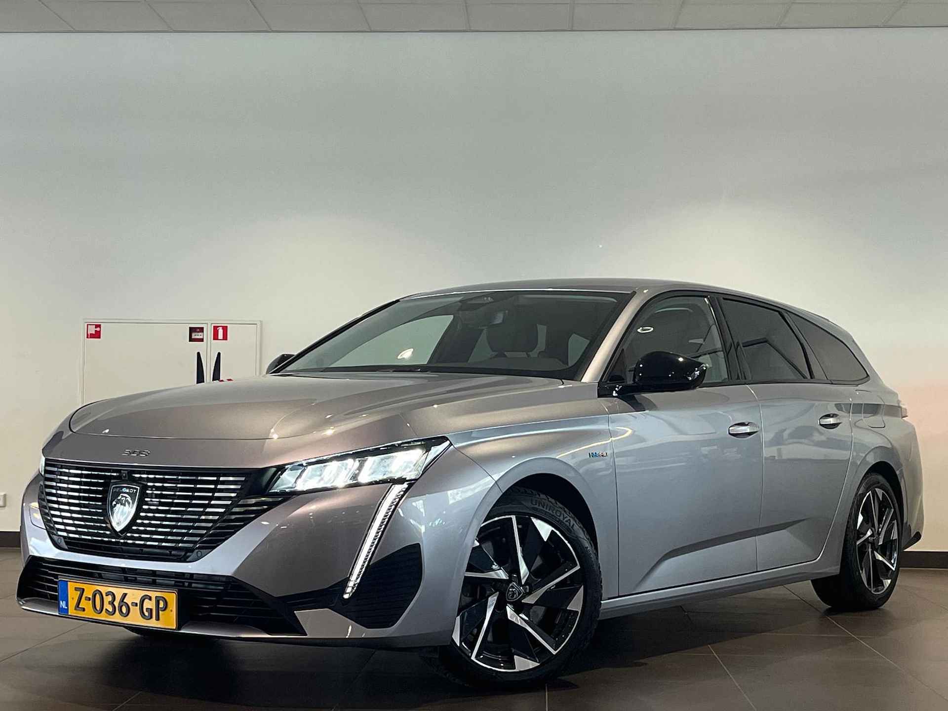 Peugeot 308 SW Allure Pack Business 1.6 HYbrid PHEV 180pk e-EAT8 AUTOMAAT AGR-STOEL | NAVI | 7,4kW OB-CHARGER | 360° CAMERA | KEYLESS ENTRY | ADAPTIVE CRUISE - 4/56