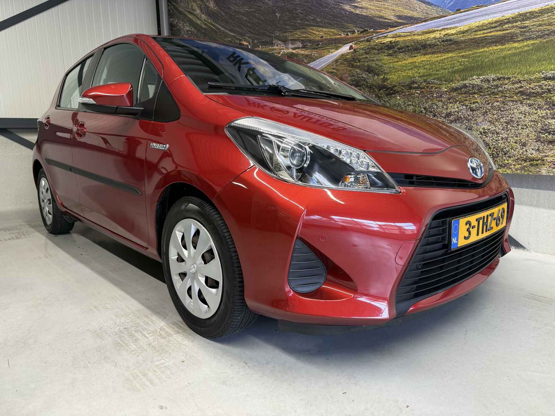 Toyota Yaris 1.5 Full Hybrid Aspiration / Orig. NL - 5/34