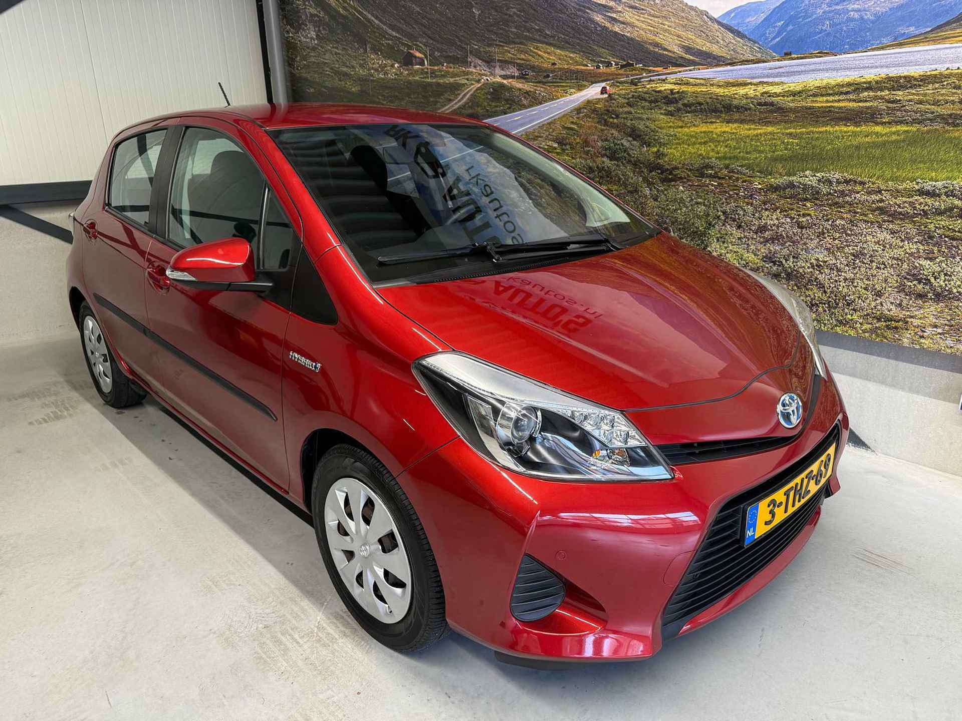 Toyota Yaris 1.5 Full Hybrid Aspiration / Orig. NL - 19/34