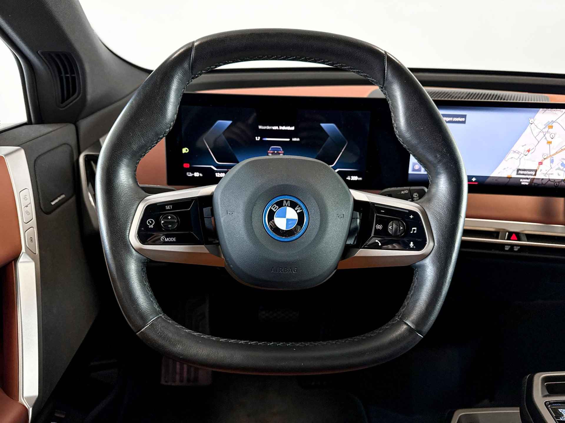 BMW iX xDrive50 High Executive 112 kWh | Harman Kardon | Driving Assistant Pro | Stoelverwarming | - 12/29