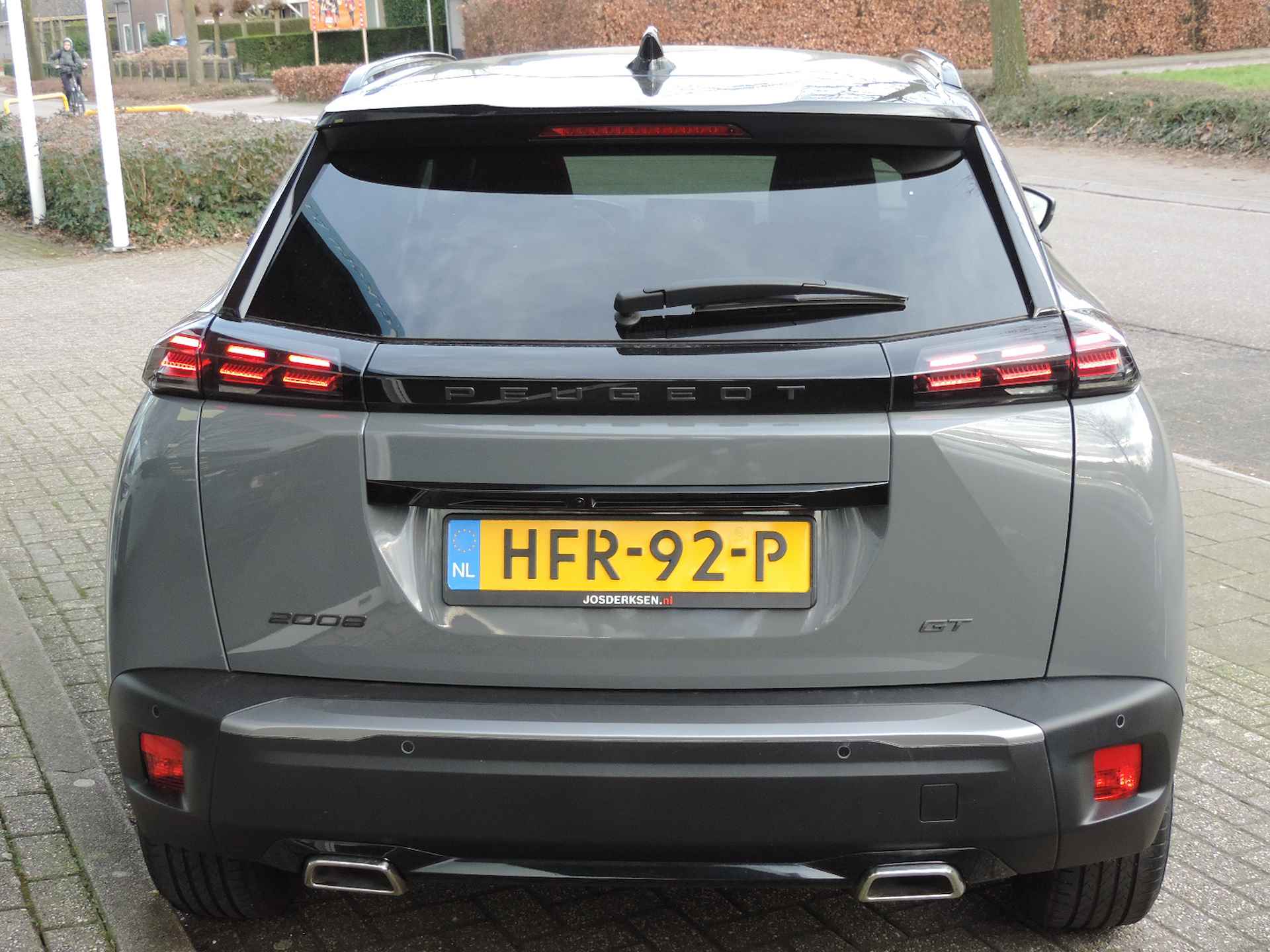 Peugeot 2008 1.2 PureTech 130PK GT Automaat - ACC | Camers | Massage | CarPlay | Dodehoek | Nav | LED - 9/45