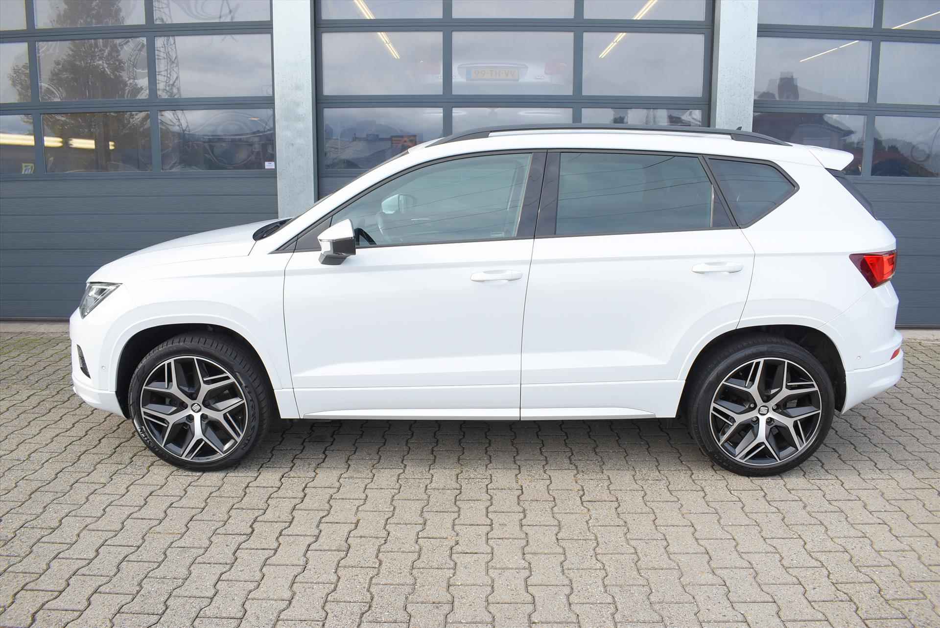 SEAT Ateca 1.4 EcoTSI 150pk DSG-7 FR Business Intense - 2/46