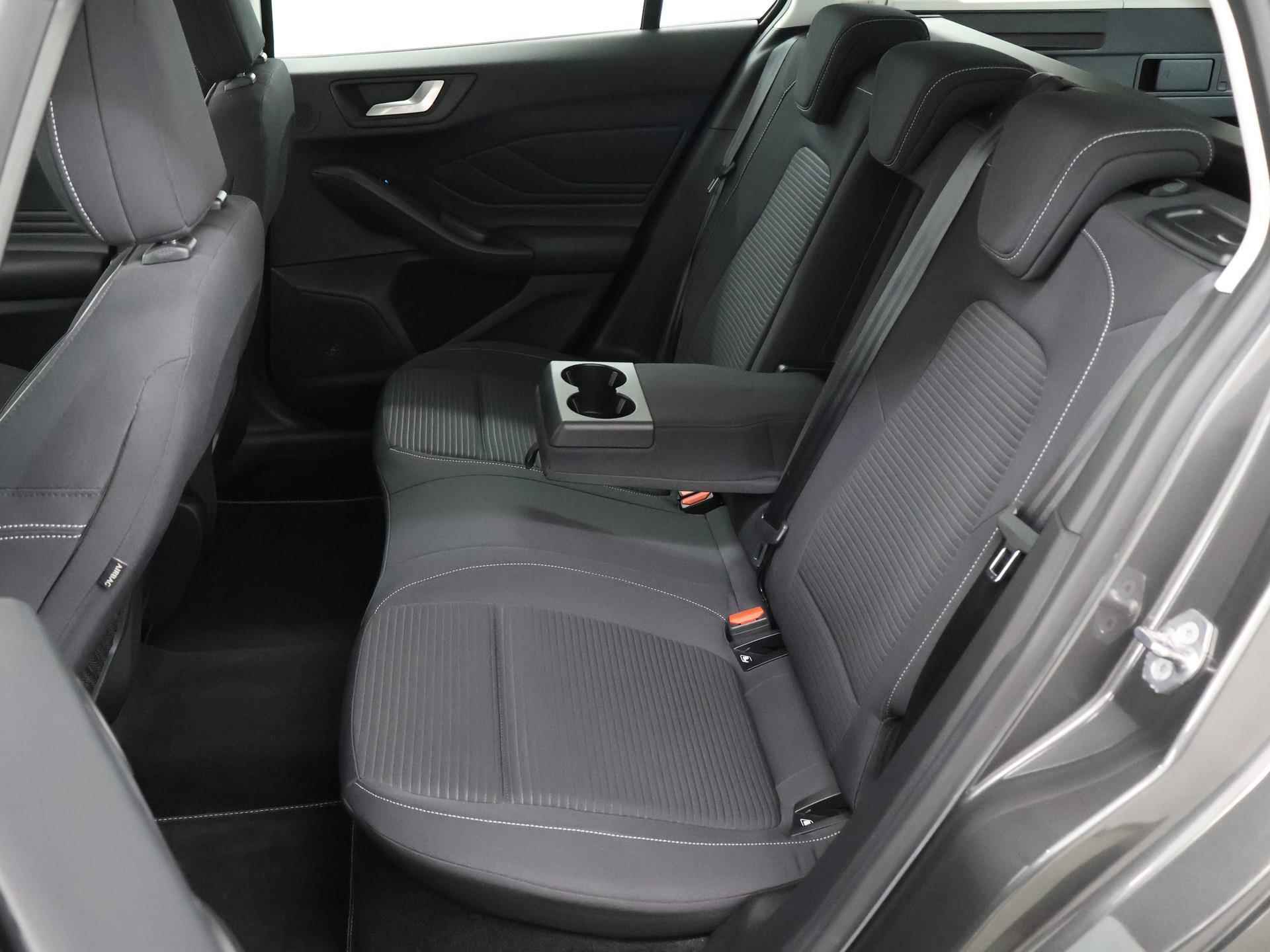 Ford Focus Wagon 1.0 EcoBoost Titanium Business | B&O Premium Audio | Winterpack | Climate Control | Navigatie | - 12/39