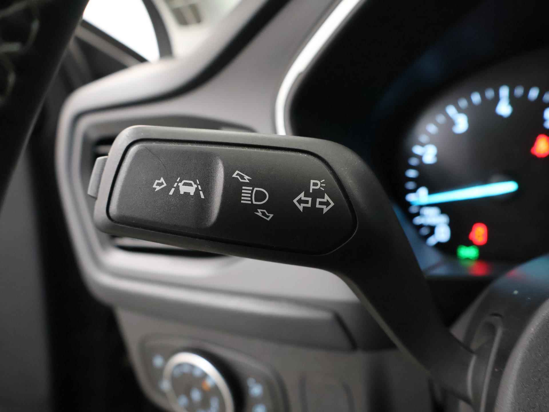 Ford Focus Wagon 1.0 EcoBoost Titanium Business | B&O Premium Audio | Winterpack | Climate Control | Navigatie | - 33/39