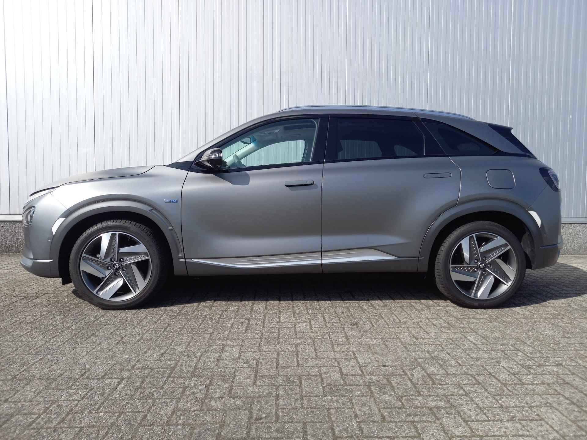 Hyundai NEXO FCEV Plus Pack Waterstof / Schuif/kanteldak / Stoelverwarming en ventilatie / Vol lederen bekleding / 100% Dealer onderhouden / Getinte ramen / - 8/75