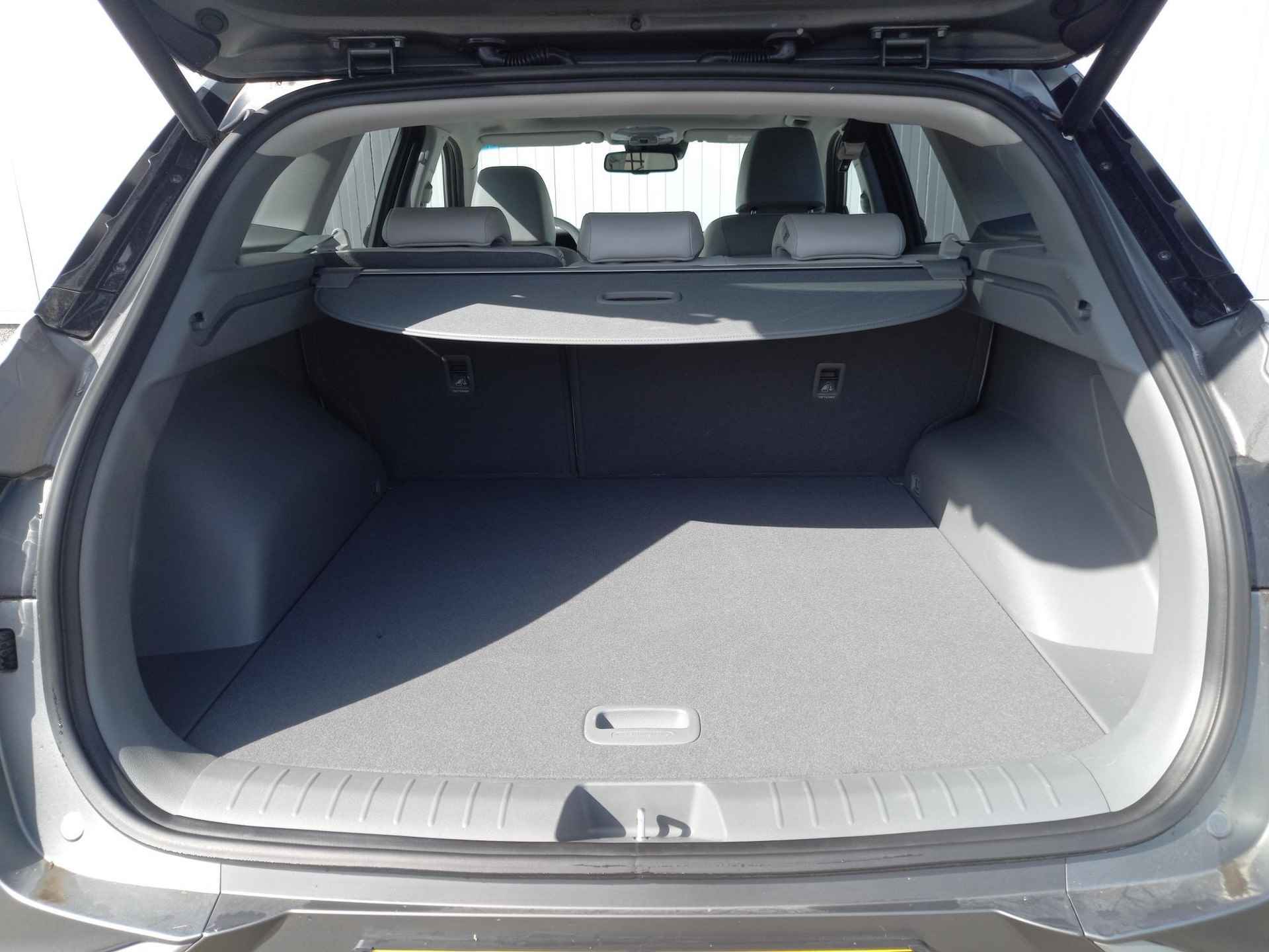 Hyundai NEXO FCEV Plus Pack Waterstof / Schuif/kanteldak / Stoelverwarming en ventilatie / Vol lederen bekleding / 100% Dealer onderhouden / Getinte ramen / - 20/75