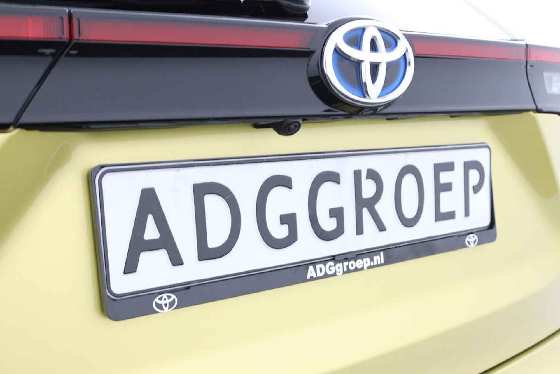 Toyota Yaris Cross 1.5 Hybrid Dynamic | Stuur en stoelverwarming | Parkeercamera | Navigatie | - 38/46