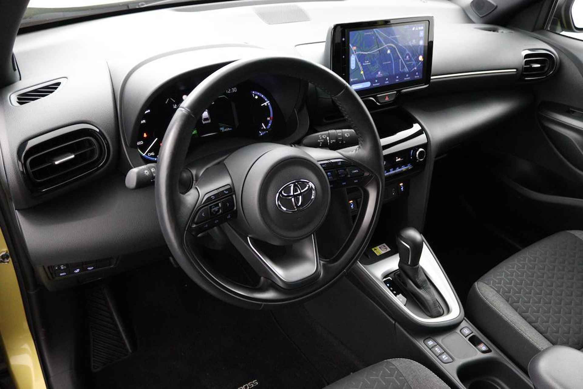 Toyota Yaris Cross 1.5 Hybrid Dynamic | Stuur en stoelverwarming | Parkeercamera | Navigatie | - 44/46