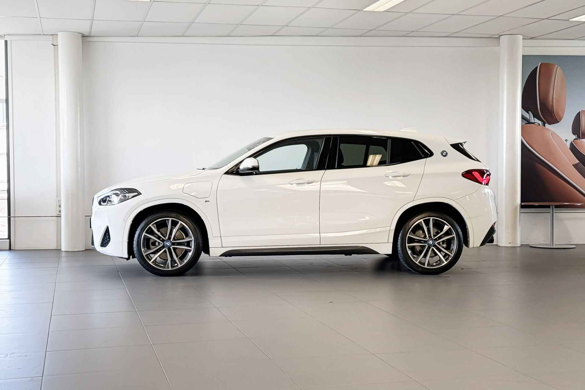 BMW X2 xDrive25e High Executive | M Sport | Harman Kardon | Comfort Access | Driving Assistant Plus | - 2/25