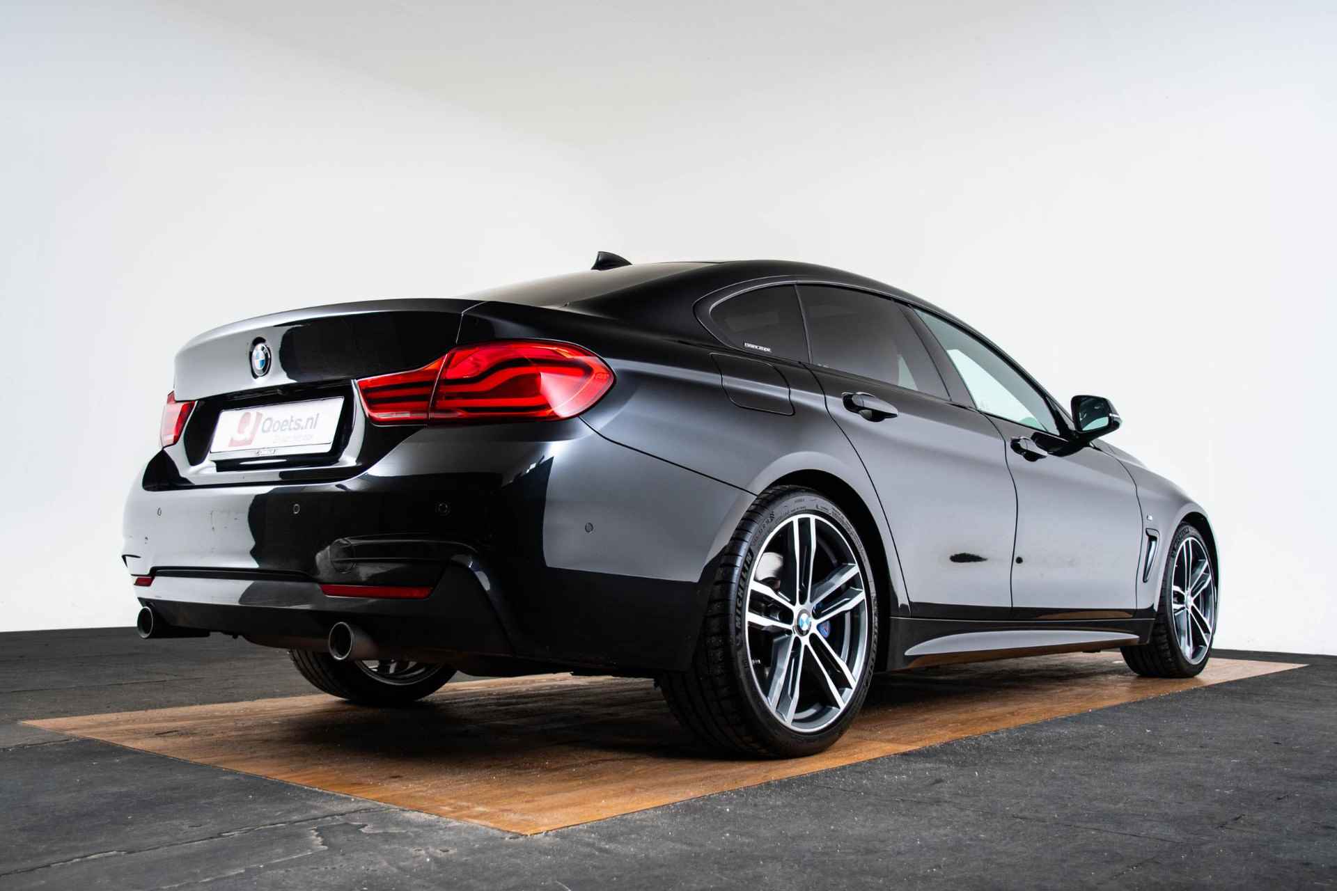 BMW 4-serie Gran Coupé 420i High Executive M Sport - schuif-/kanteldak - Comfort Access - Park Assistant - Elektrische verstelbare/verwarmde Stoelen - Head Up - Hifi - Getinte Ruiten - Middenarmsteun voor - - 53/71