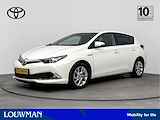 Toyota Auris 1.8 Hybrid Executive | Navigatie | Verwarmde voorstoelen | Parkeercamera *