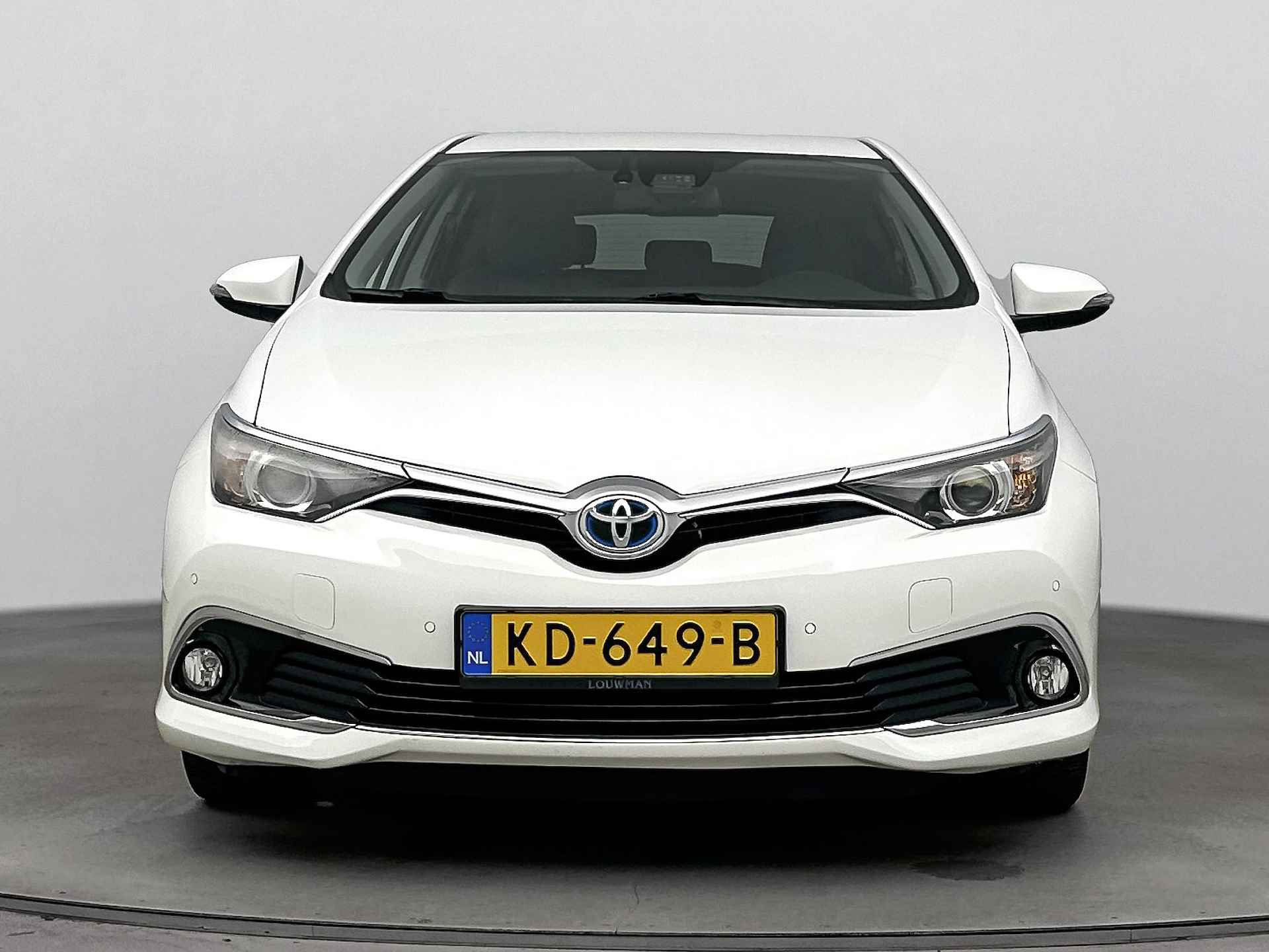 Toyota Auris 1.8 Hybrid Executive | Navigatie | Verwarmde voorstoelen | Parkeercamera * - 29/40