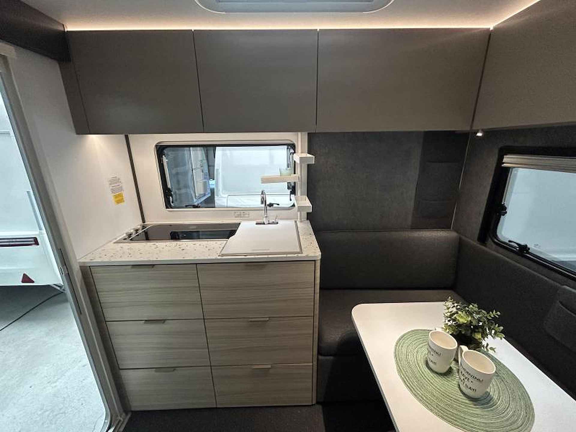 Adria Altea 402 PH 2025 MODEL! - 8/18