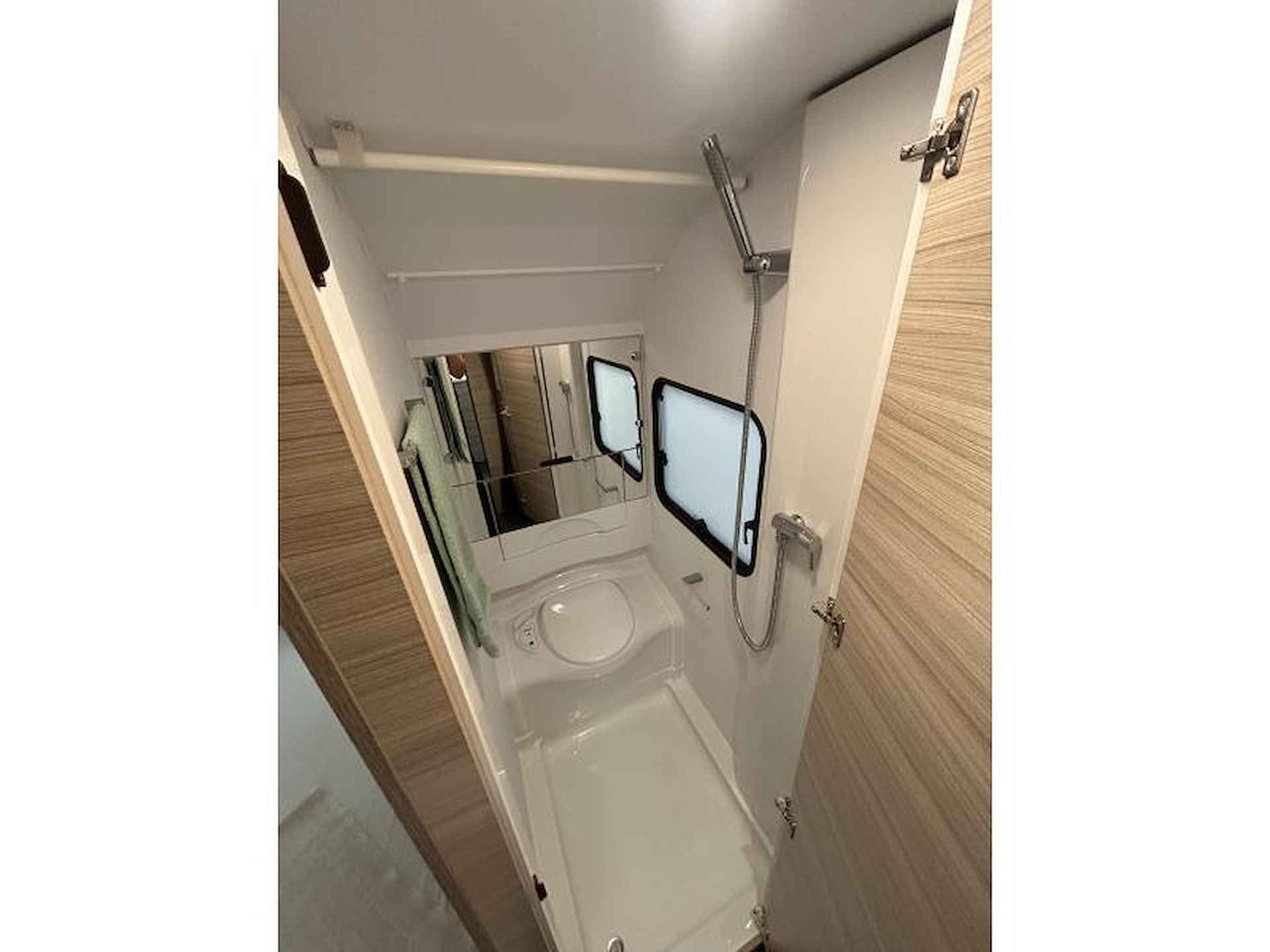 Adria Altea 402 PH 2025 MODEL! - 13/18