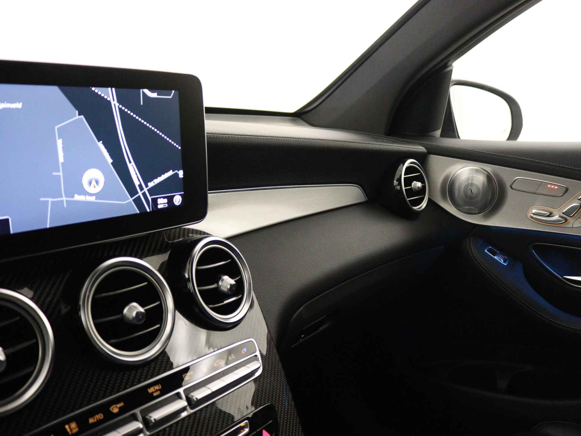 Mercedes-Benz GLC Coupé 350e 4MATIC Premium Plus | Multi spaaks lichtmetalen velgen | Navigatie | Parking support | - 7/37