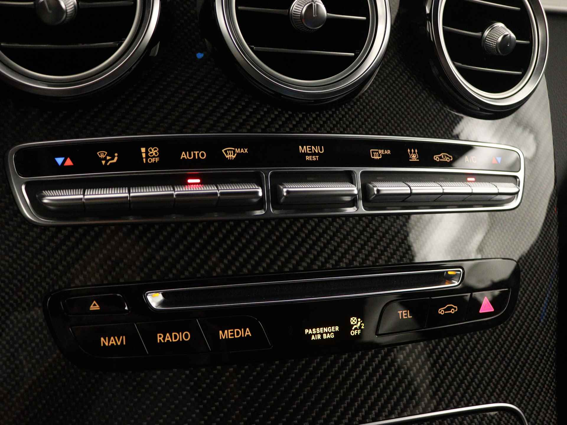 Mercedes-Benz GLC Coupé 350e 4MATIC Premium Plus | Multi spaaks lichtmetalen velgen | Navigatie | Parking support | - 9/37